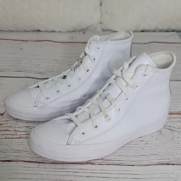 Converse All Star White Leather High Top Sneakers Women's Size 8 - Picture 1 of 11